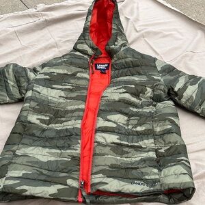 Lands End camo medium weight winter puffer jacket